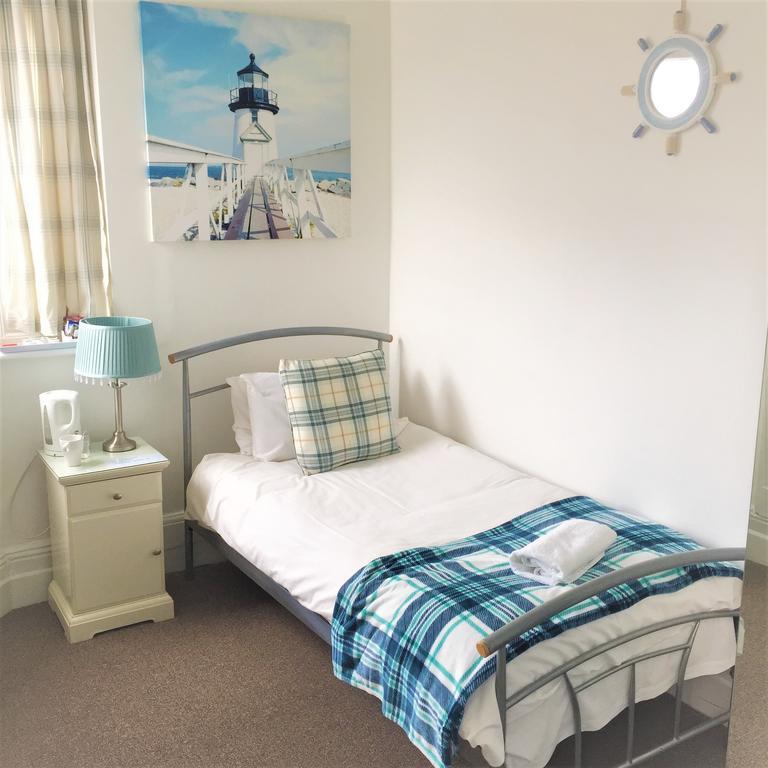 Single Room,1541922247:JPEG