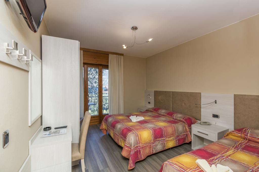 Triple Room Balcony,403683108:JPEG