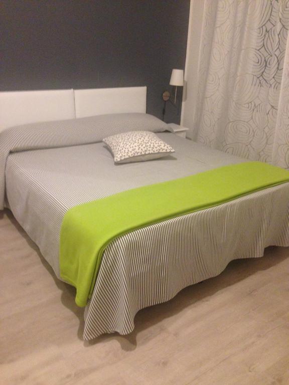 Deluxe Room,632949393:JPEG