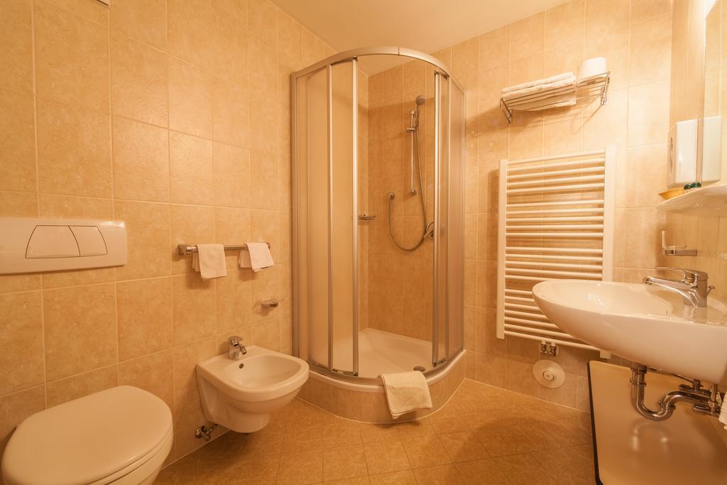 Economy Quadruple Room,1543666501:JPEG