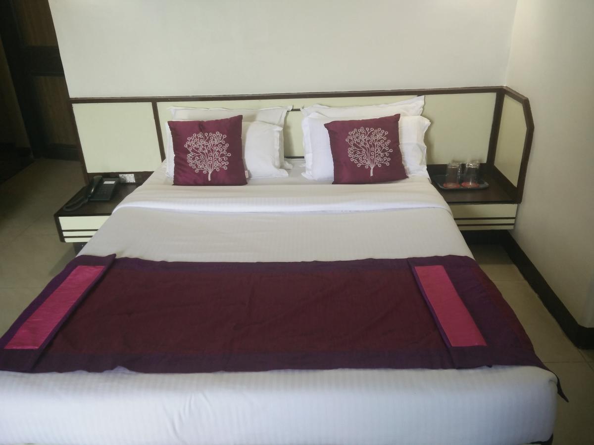 Deluxe Double or Twin Room,723586681:JPEG