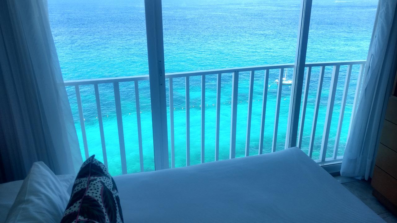 Deluxe Ocean Front King,520674564:JPEG
