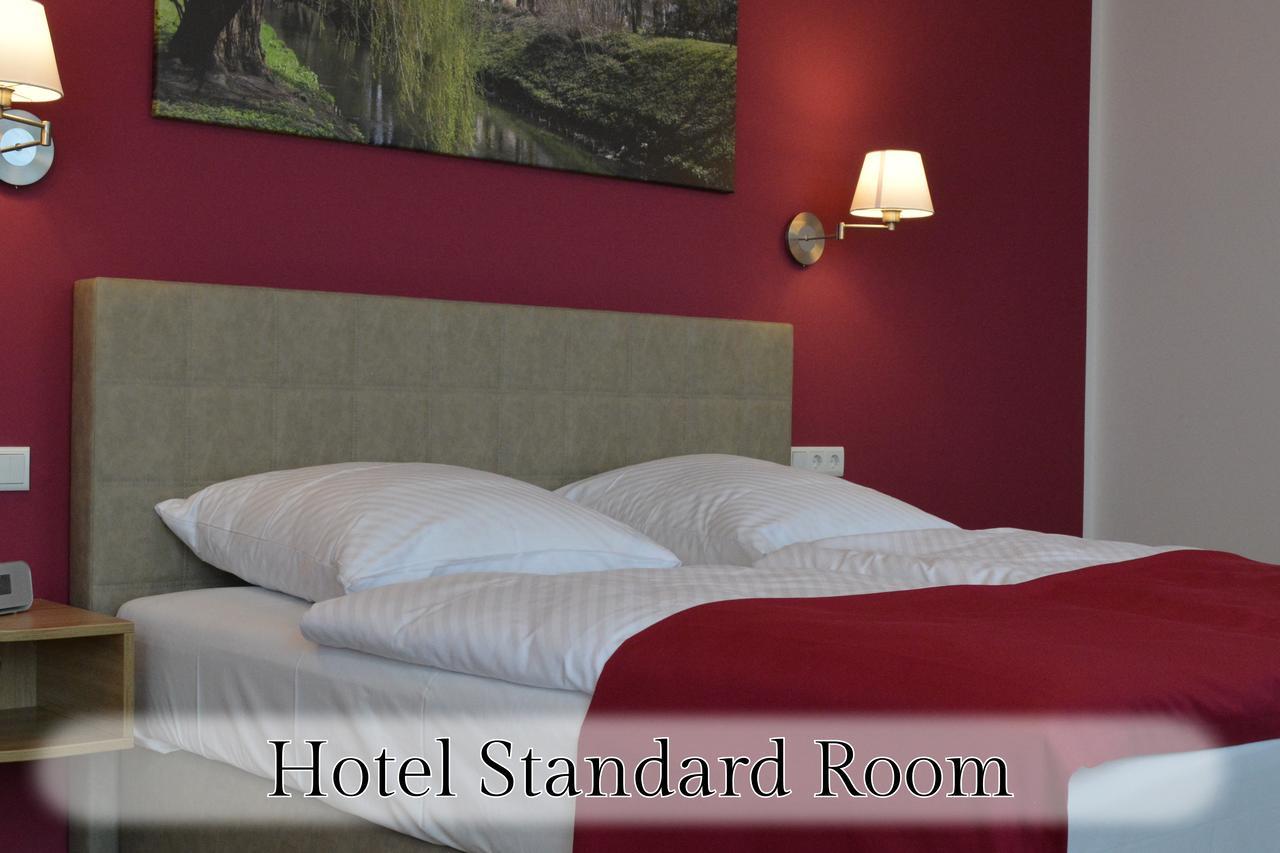 Standard Double Room,587405457:JPEG