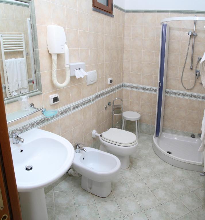 Double or Twin Room,1216300081:JPEG