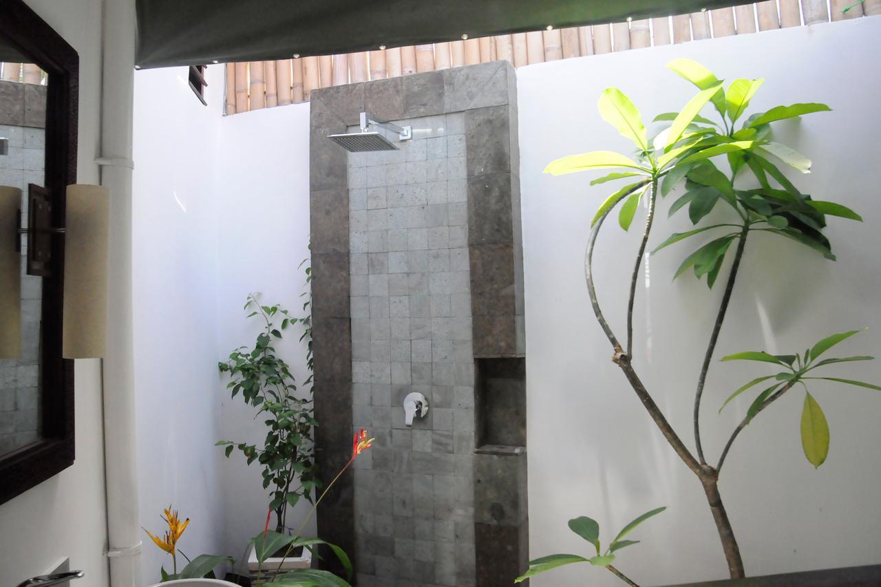Twin Room Pool View,615153005:JPEG