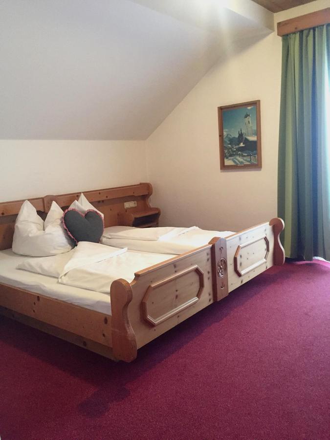 Double Room,628940322:JPEG