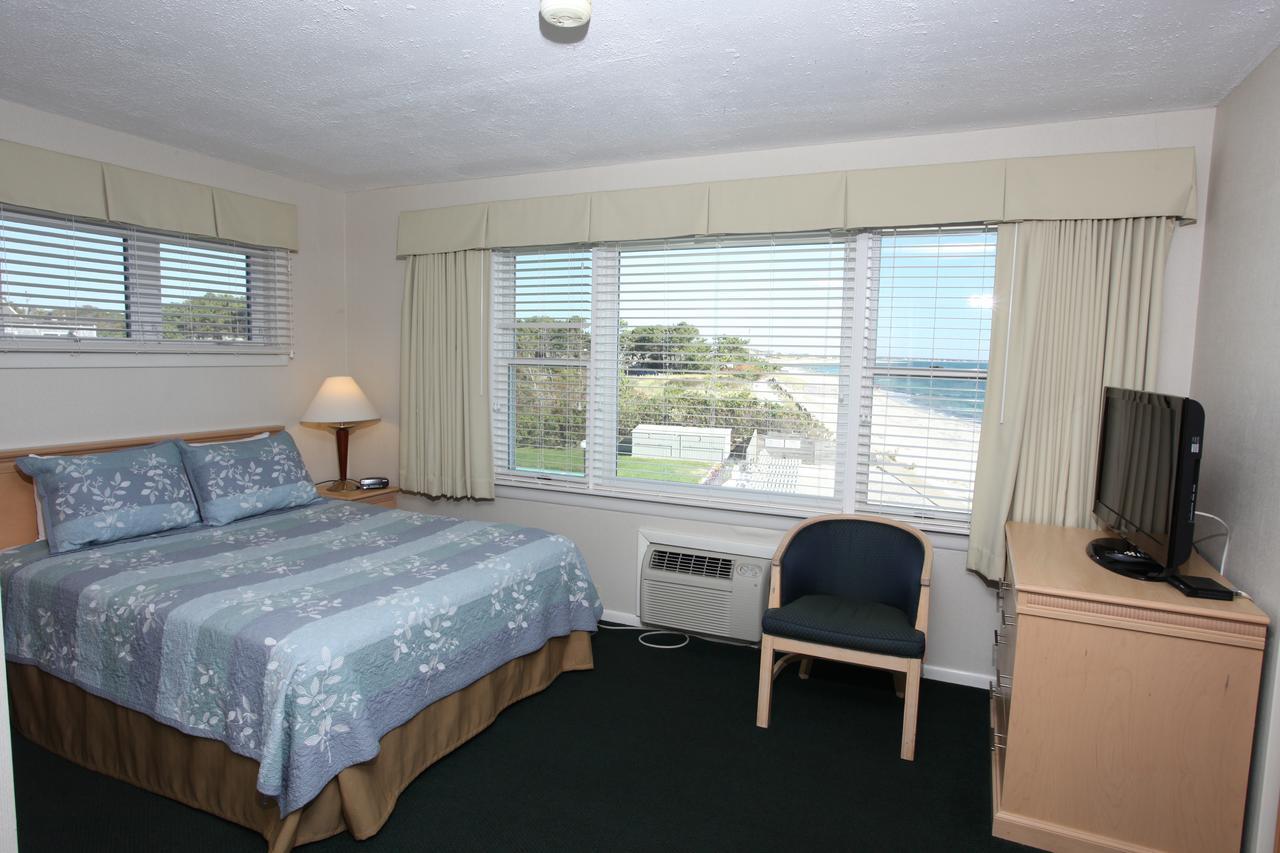 Ocean Front Efficiency Suite,639049482:JPEG
