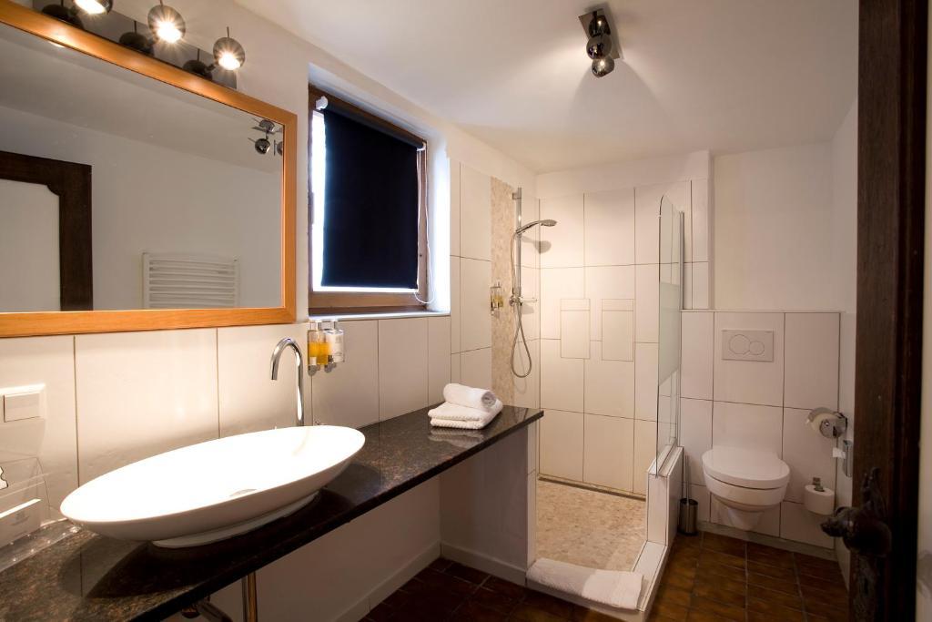 Single Room,1693272717:JPEG