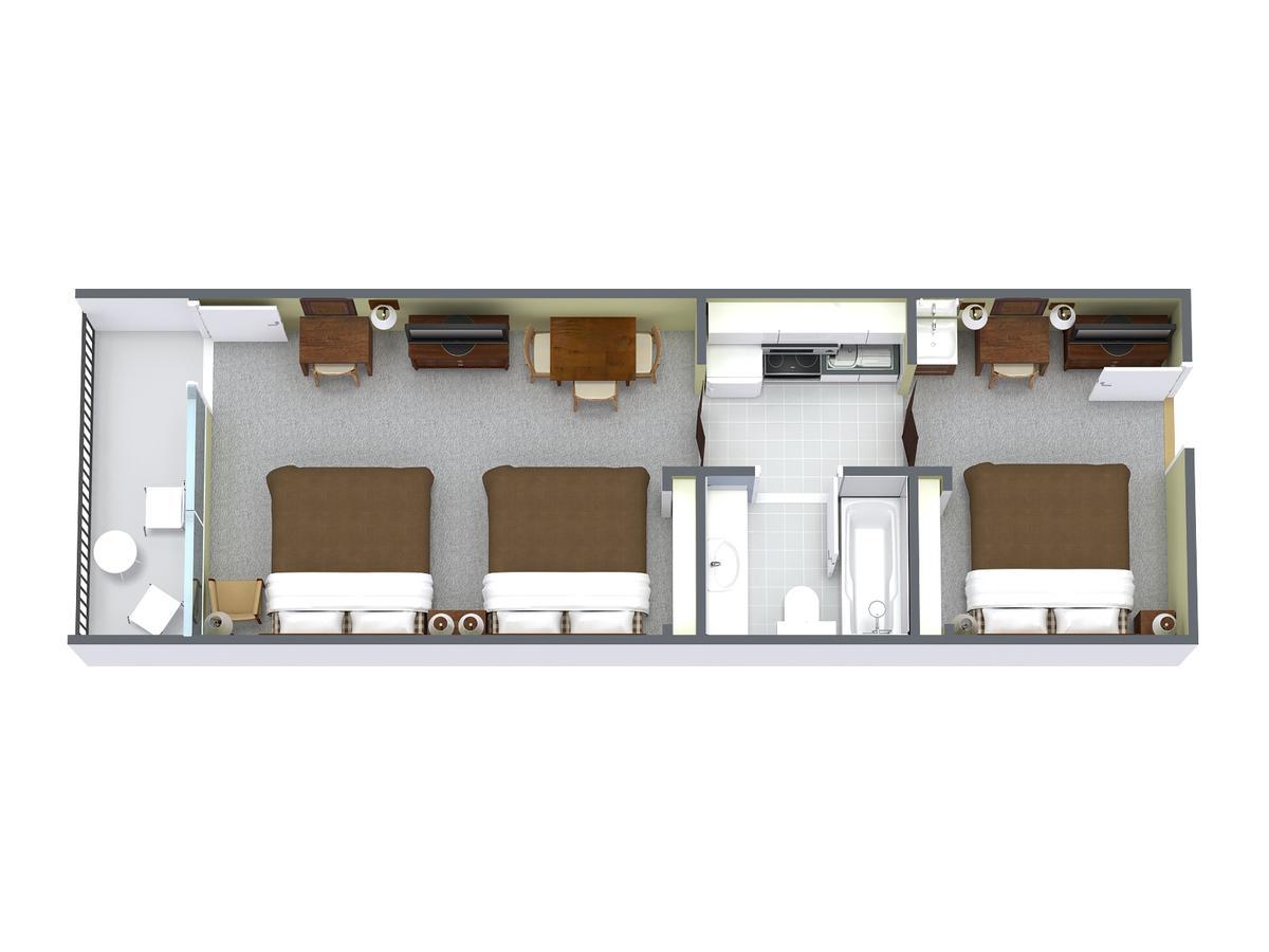 2 Bedroom Oceanfront Efficiency Suite 3 Queen Beds A2