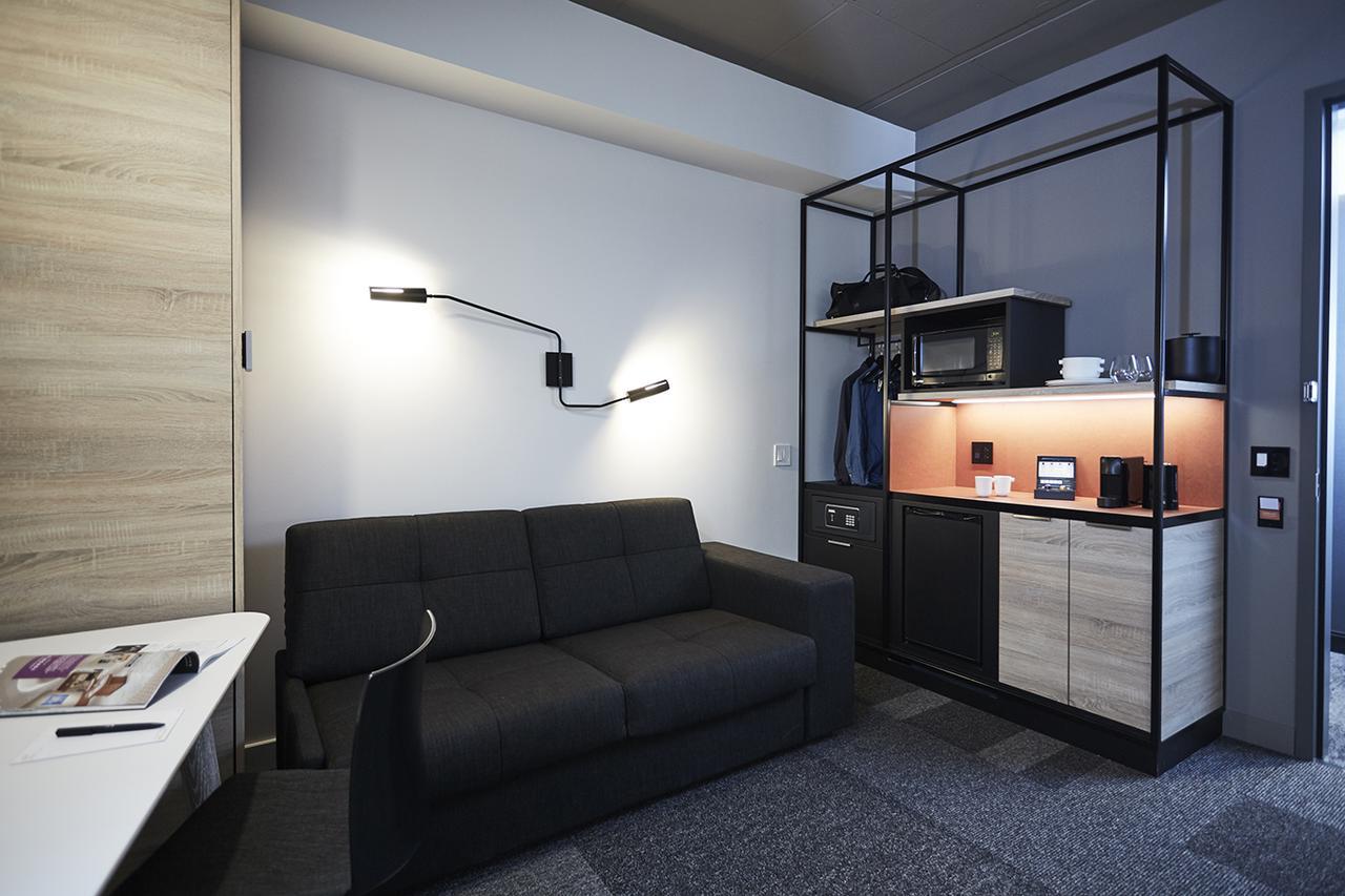 Studio Sofa Bed,658022754:JPEG