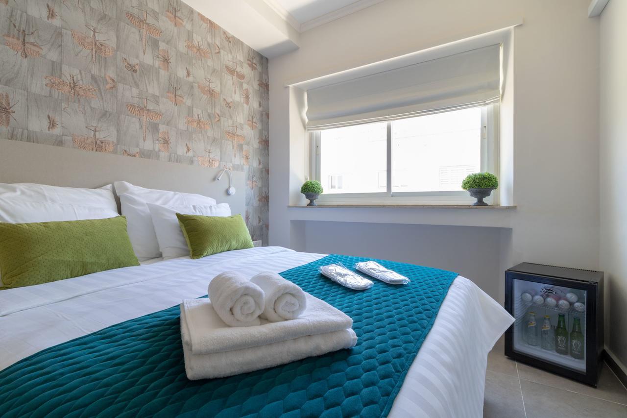 Deluxe Double or Twin Room City View