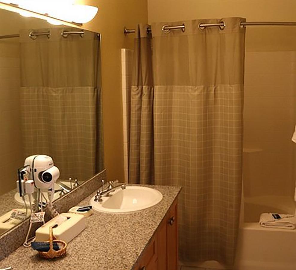 Two-Bedroom Suite,666446793:JPEG