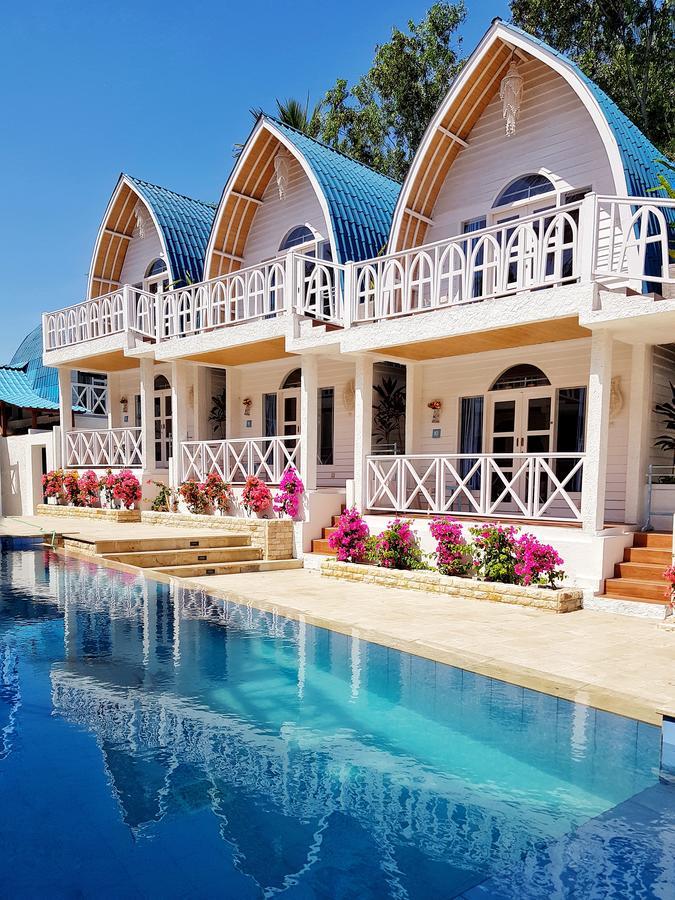 Deluxe Doppelzimmer mit Poolblick