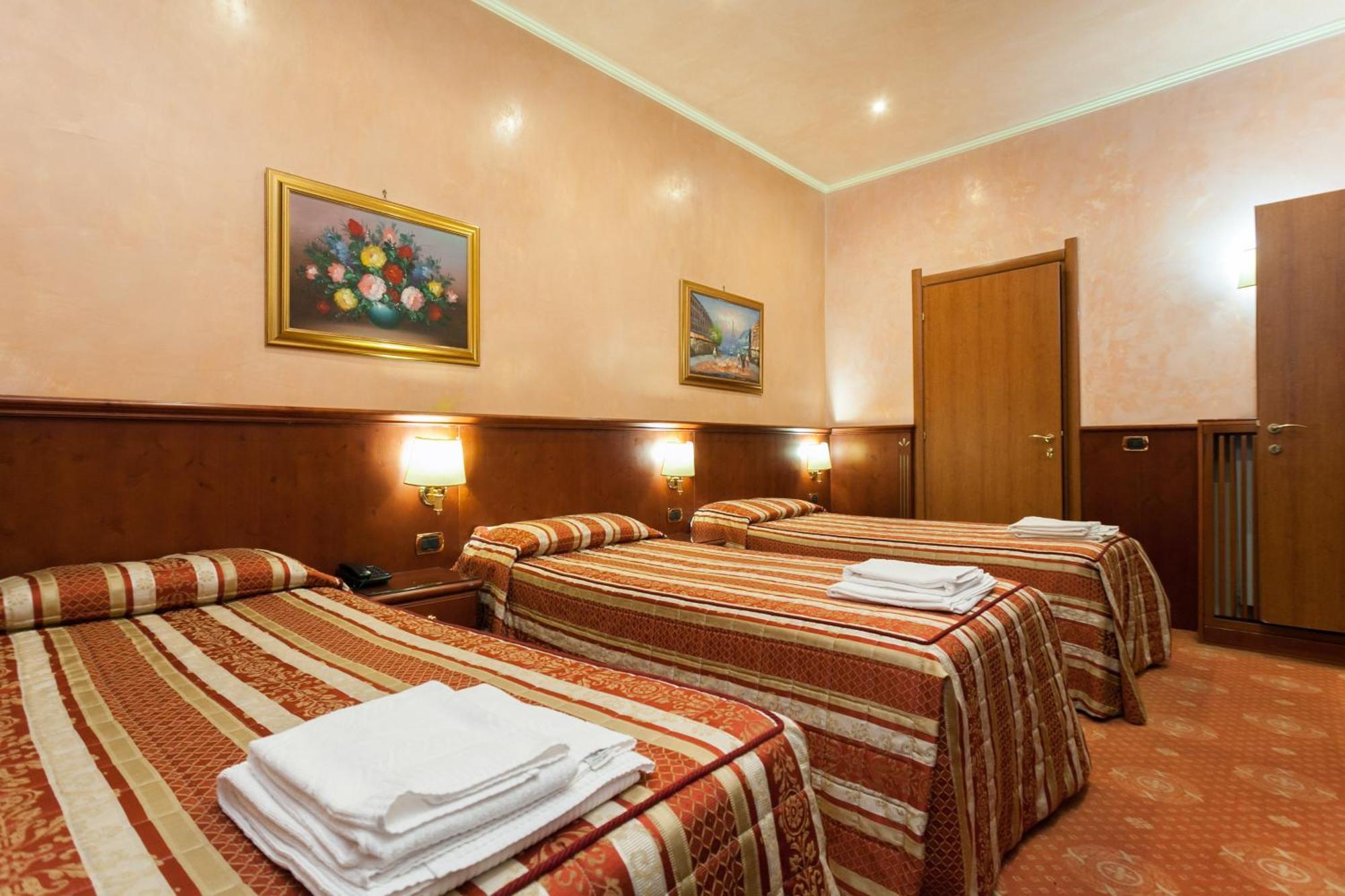 Classic Triple Room,1634397708:JPEG