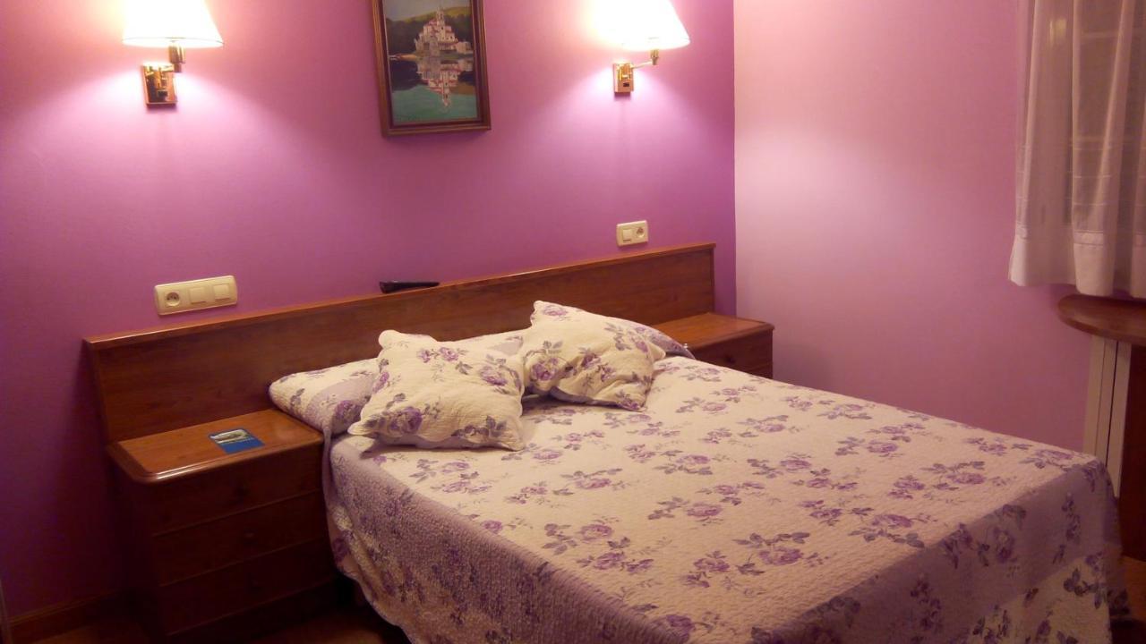 Double Room Private Bathroom,695891592:JPEG