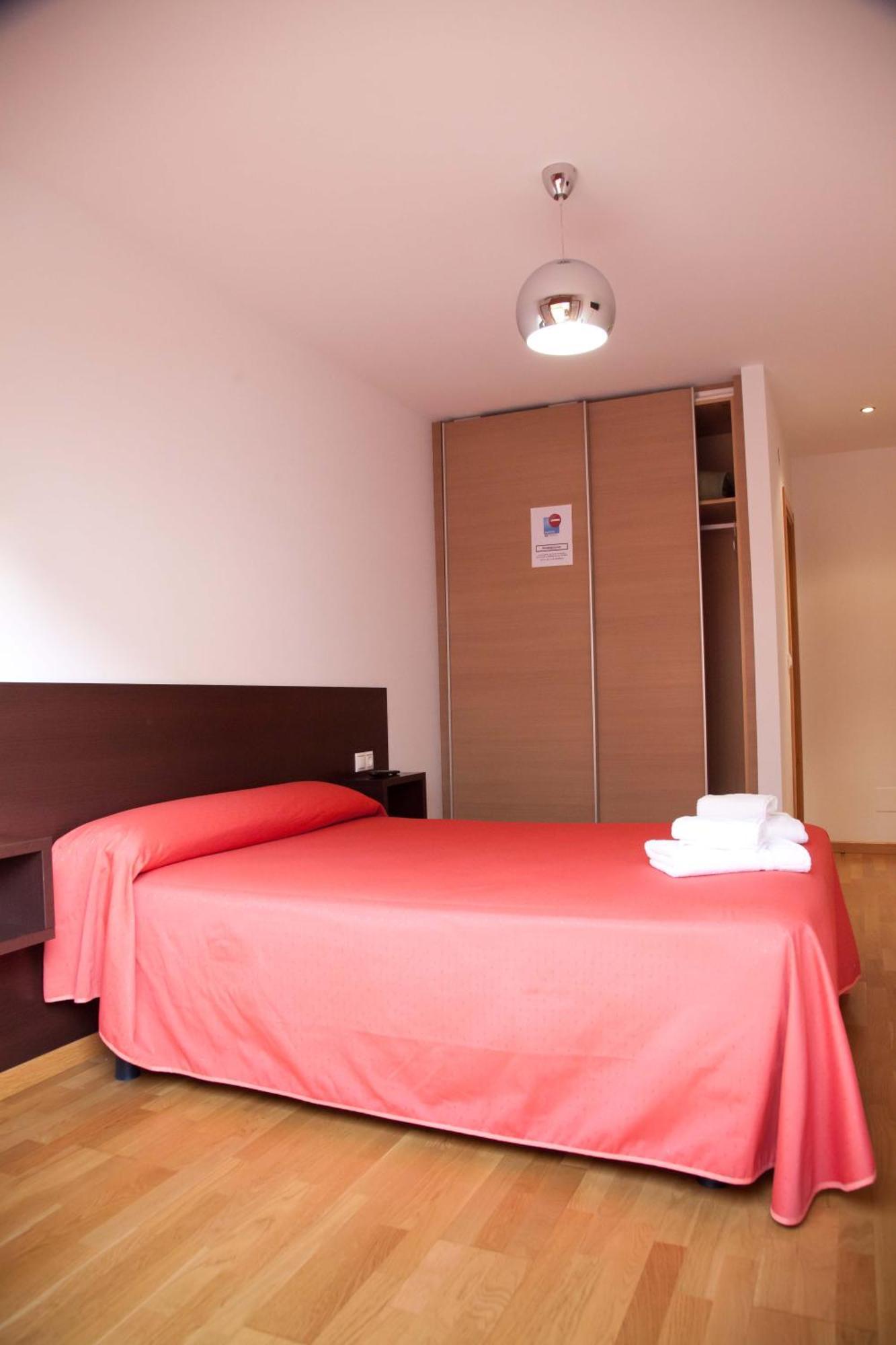 Two-Bedroom Apartment,549322902:JPEG