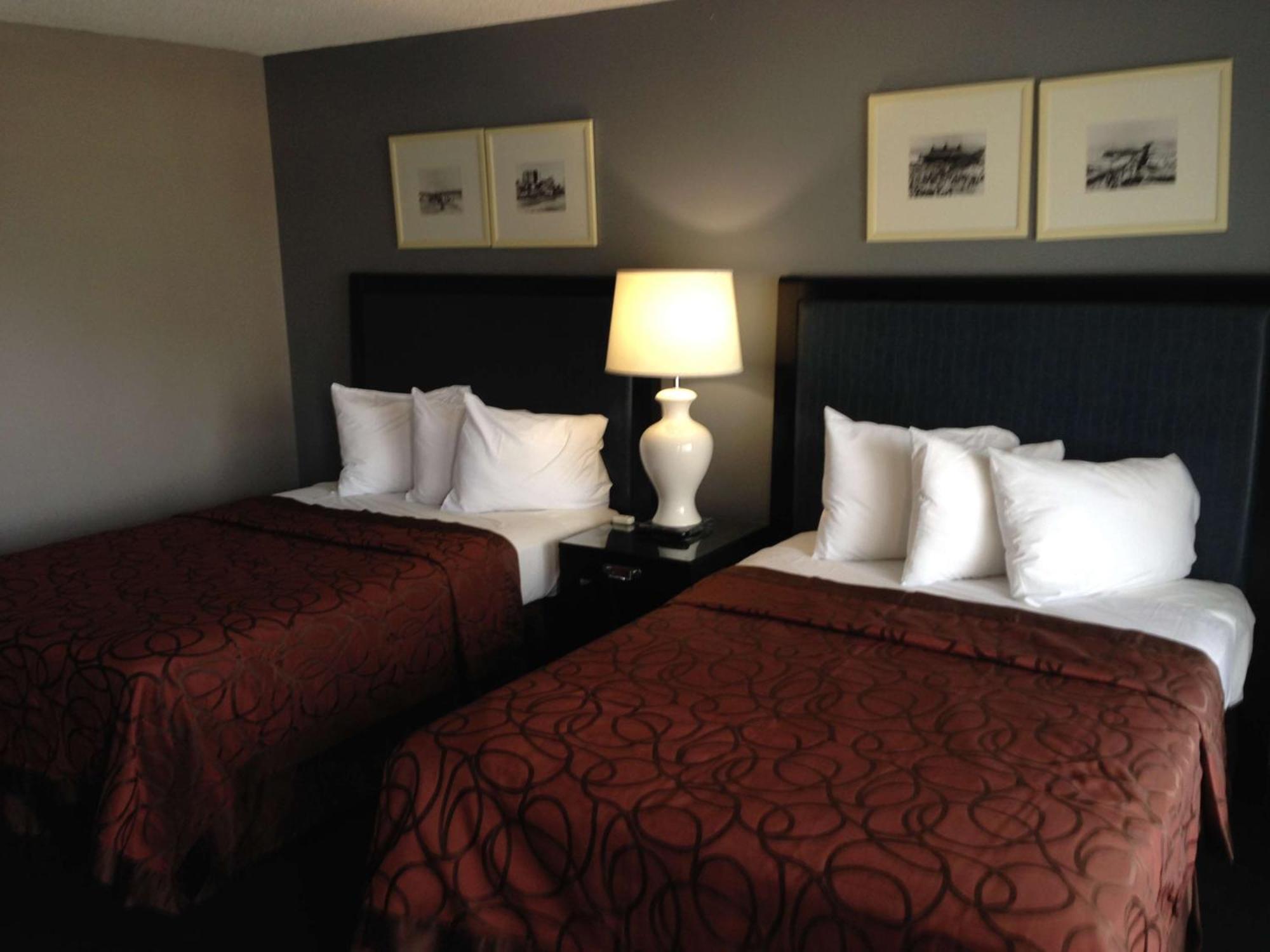 Deluxe Quadruple Room Smoking,713055865:JPEG