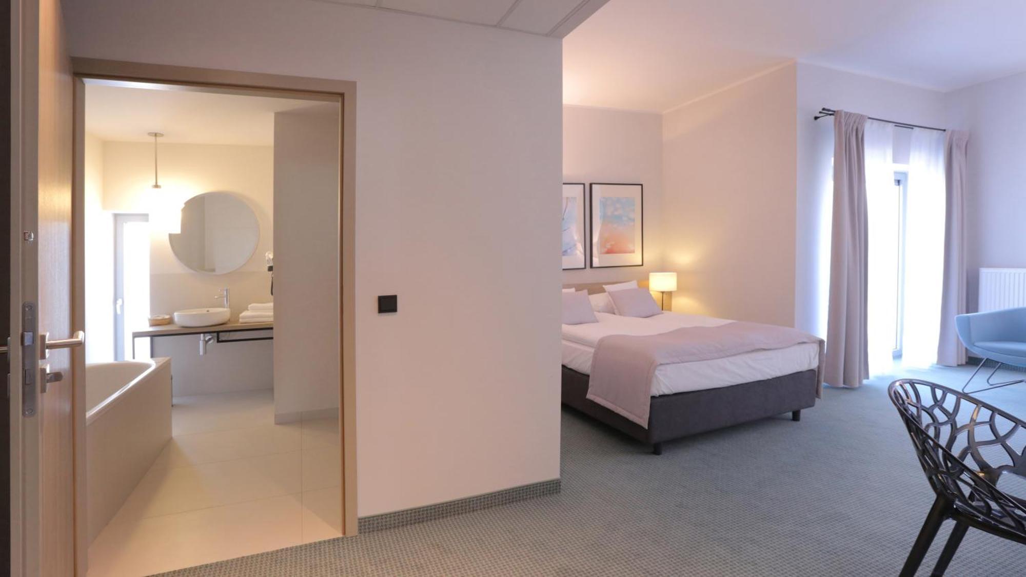 Superior Double Room,713694775:JPEG