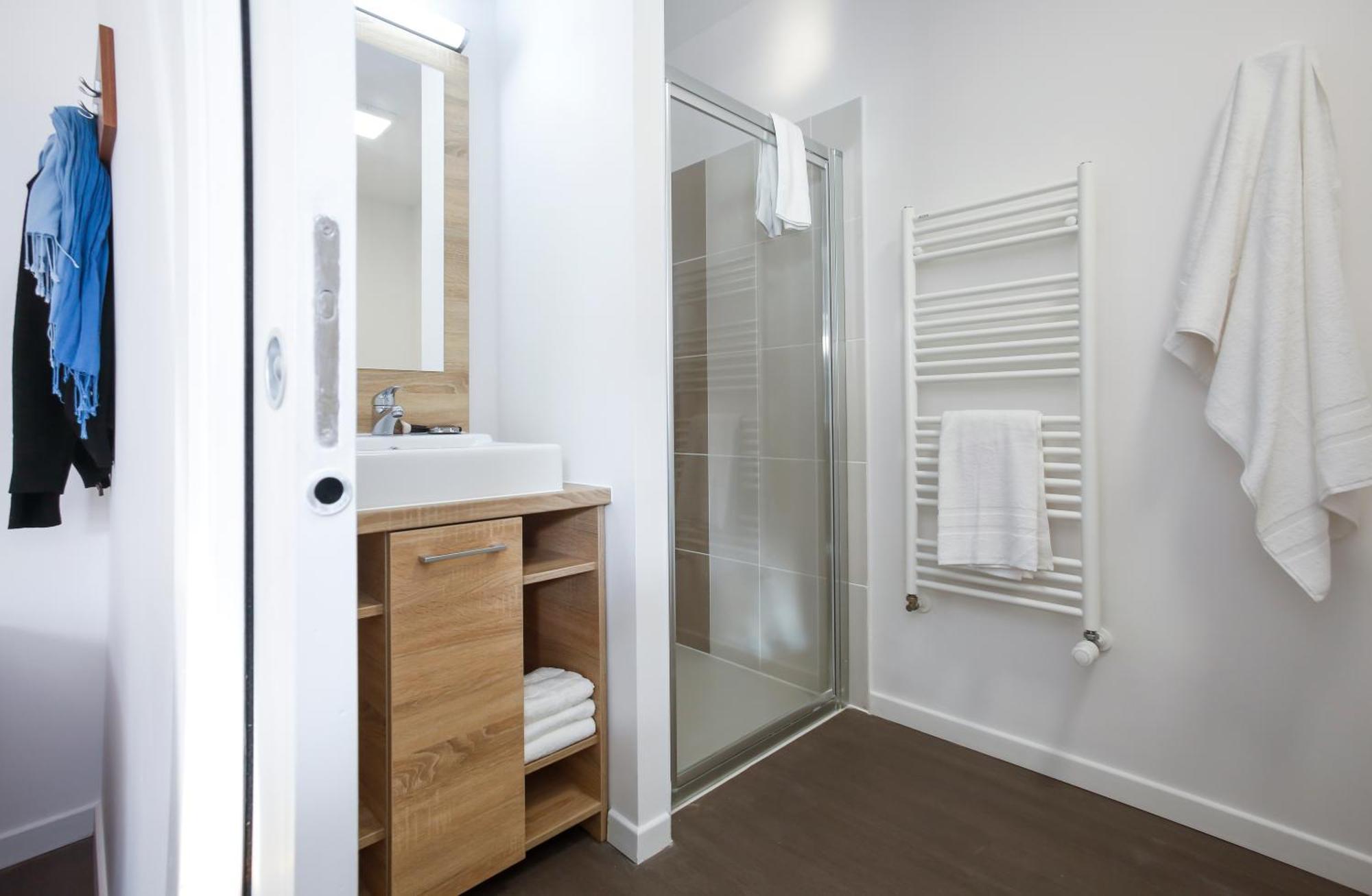 Standard Single Room,1382368124:JPEG