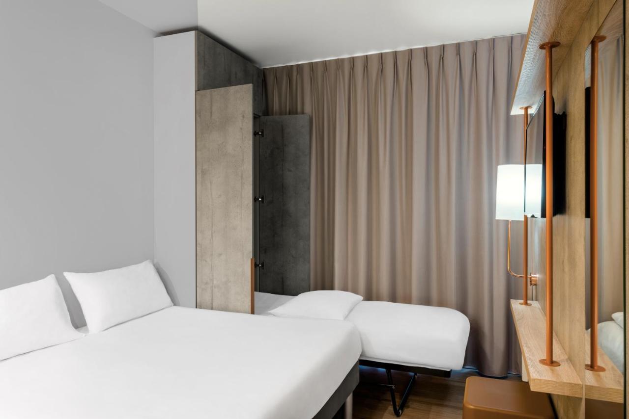 Triple Room,726062728:JPEG