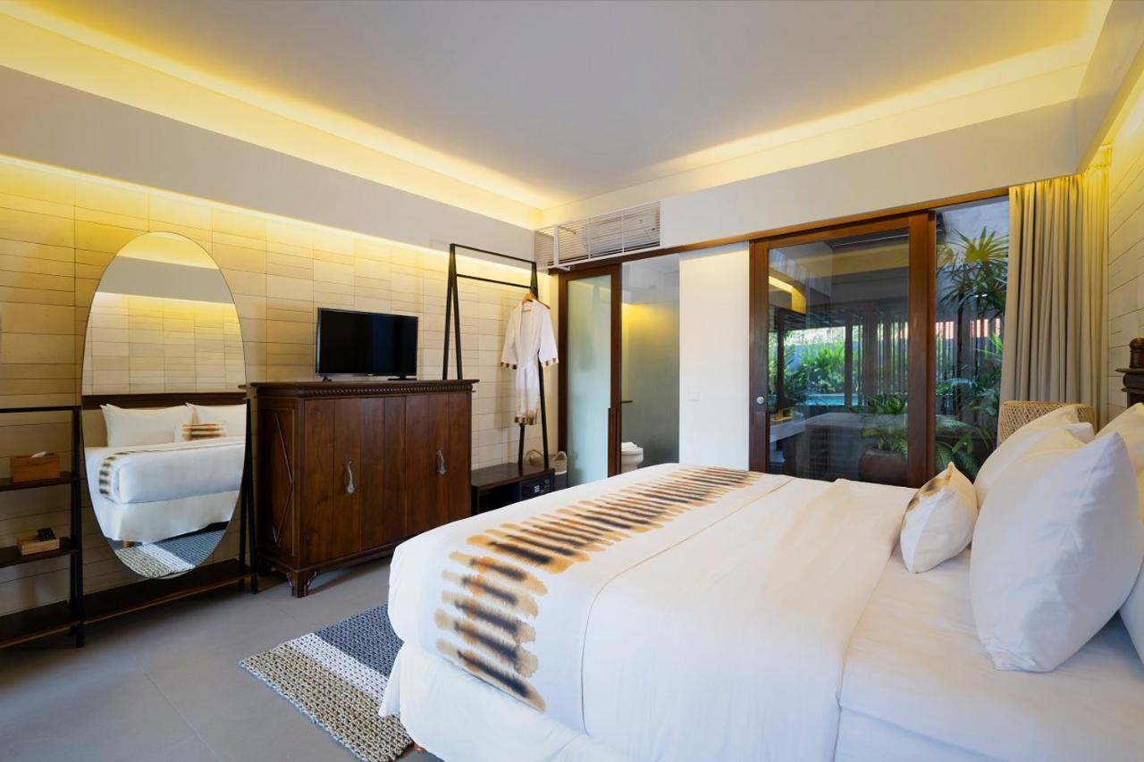 Deluxe Room,738273310:JPEG