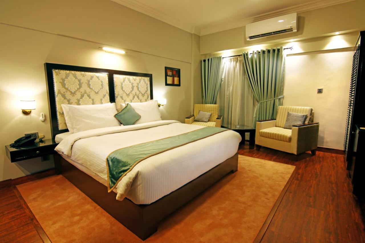 Deluxe Single Room