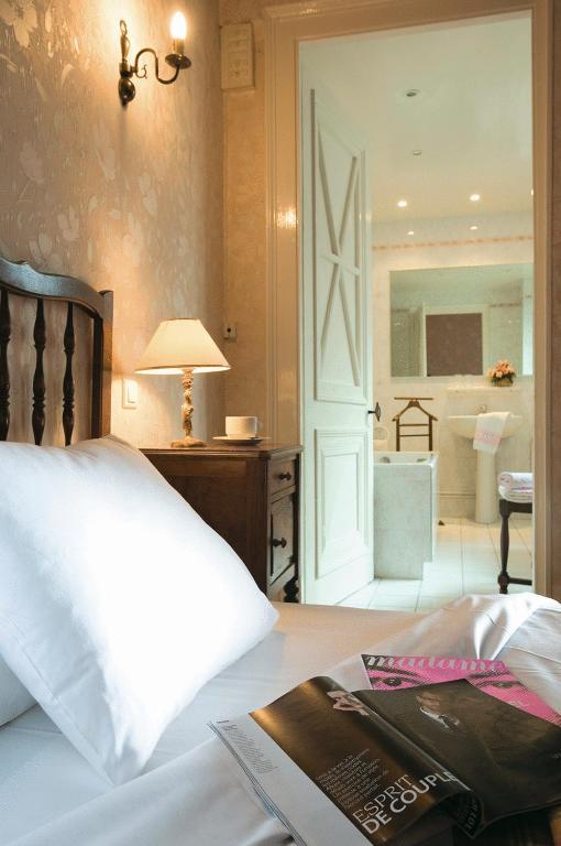 Double Room with Bath,56573059:JPEG