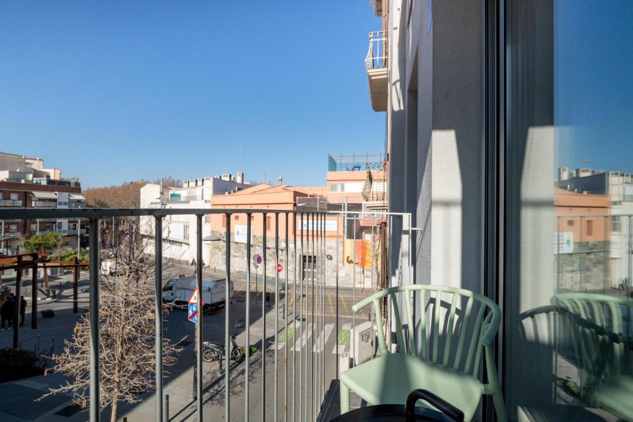 Apartment Balcony,766942831:JPEG