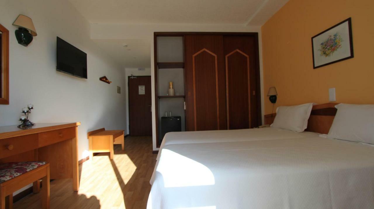 Twin Room Land View