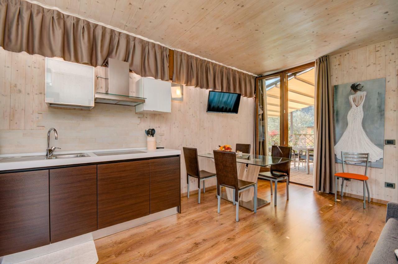 Two-Bedroom Apartment Terrace,779508819:JPEG