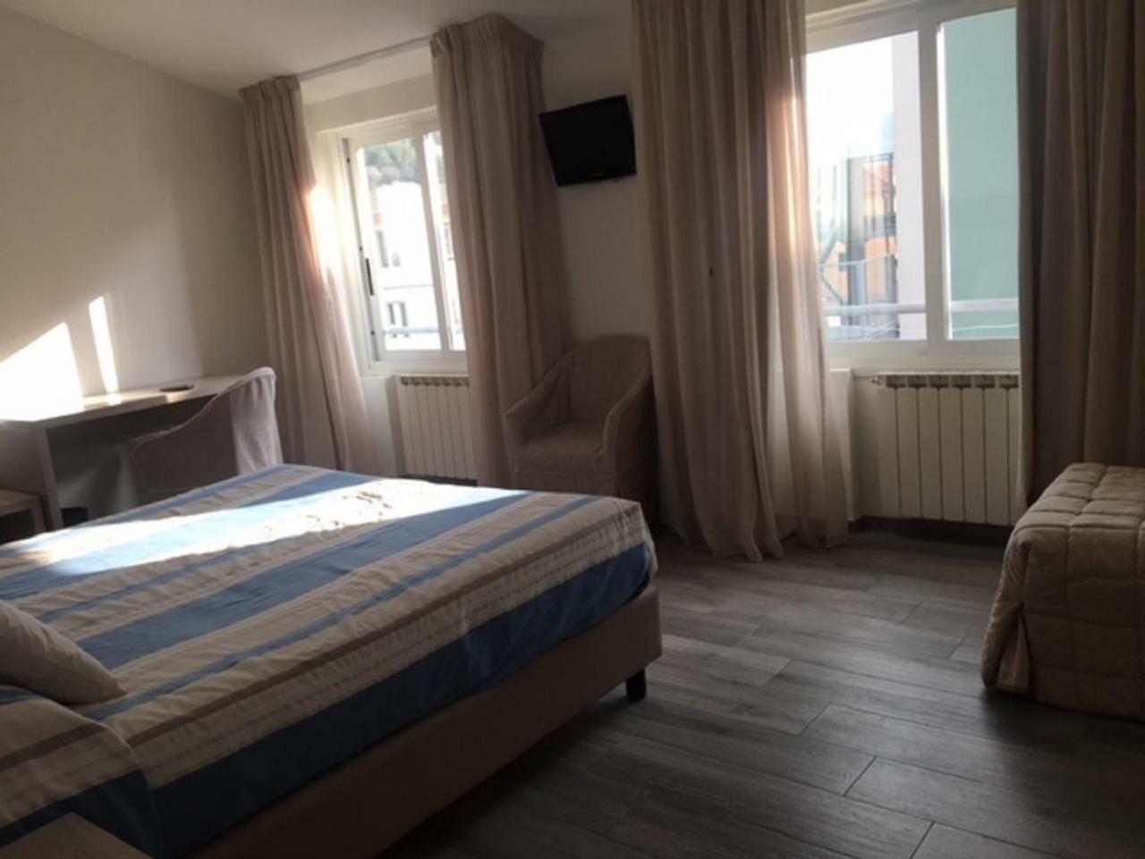 Family Room,780722955:JPEG