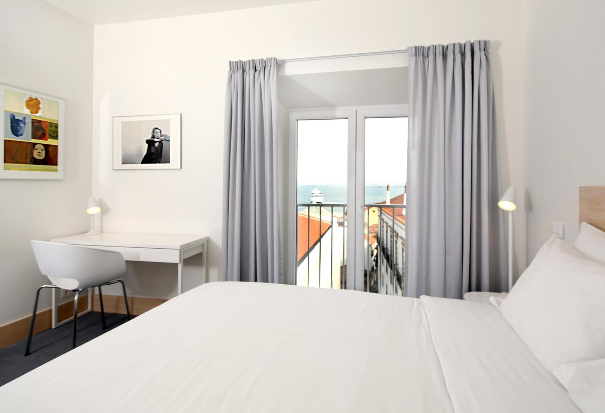 Double Room Extra Bed River View