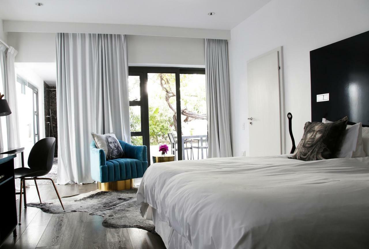 Large Deluxe Double Room with Patio,784337754:JPEG