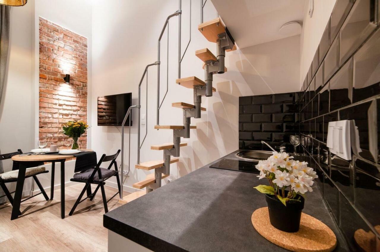 Duplex Apartment,800134779:JPEG