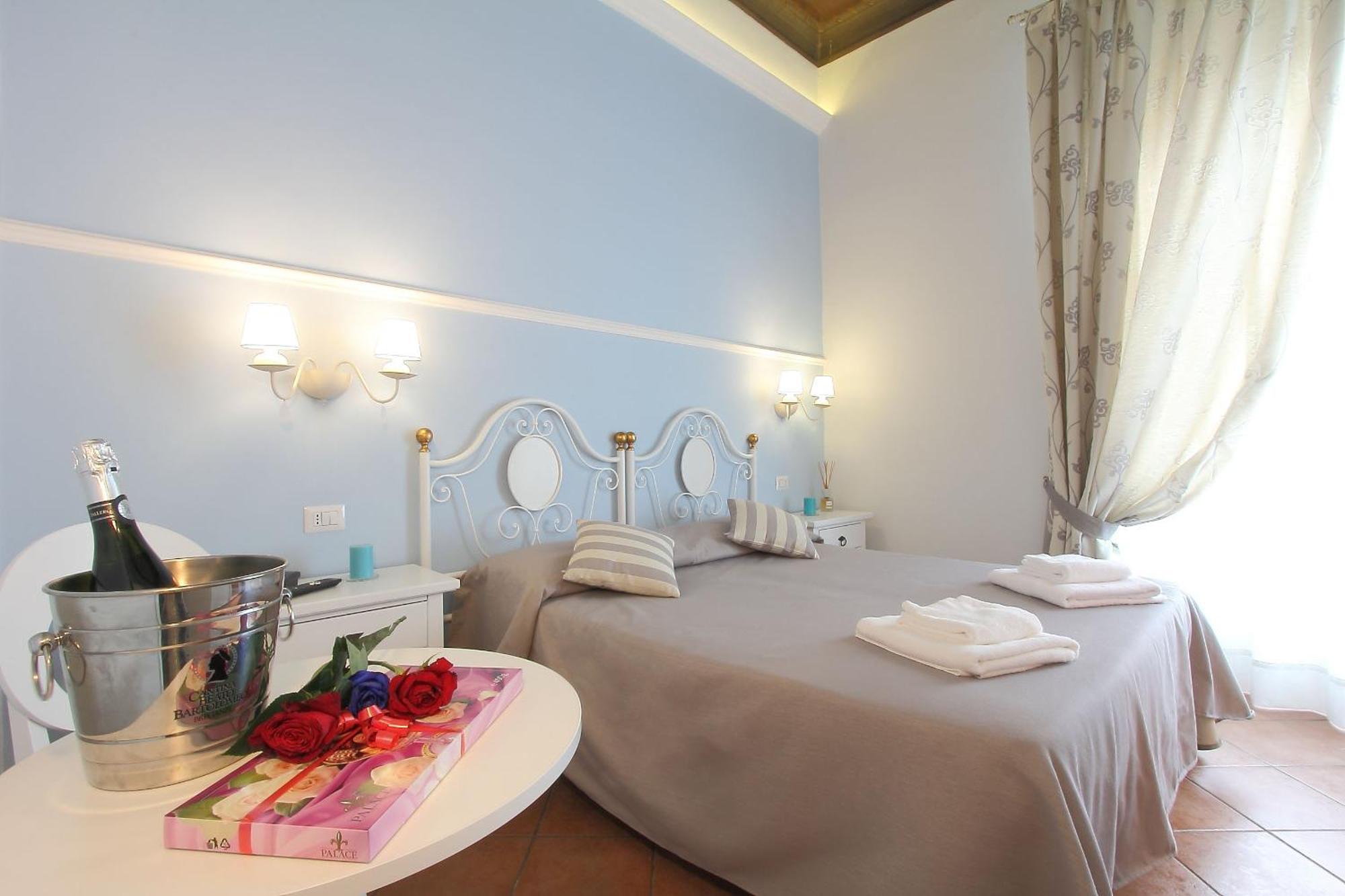 Double Room,822790745:JPEG
