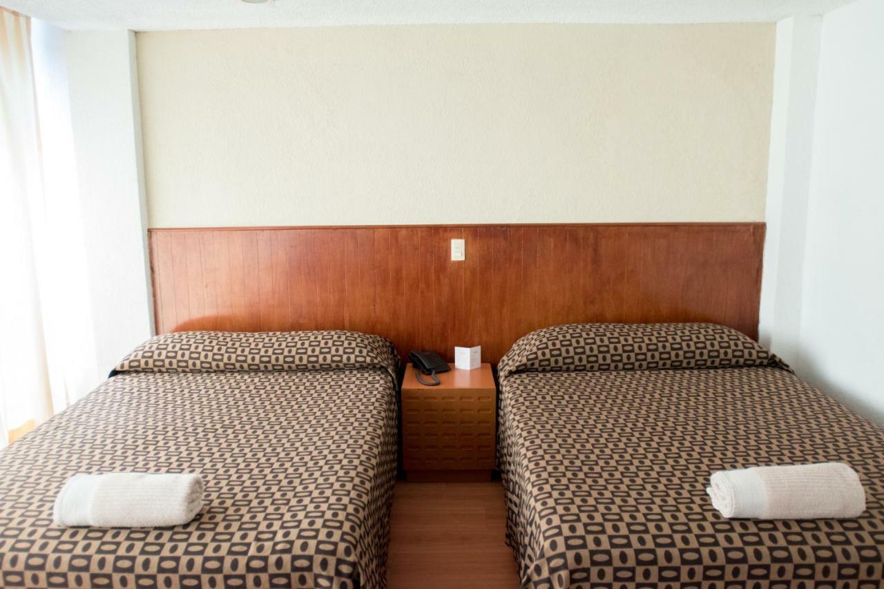 Double Room with Two Double Beds,829201652:JPEG