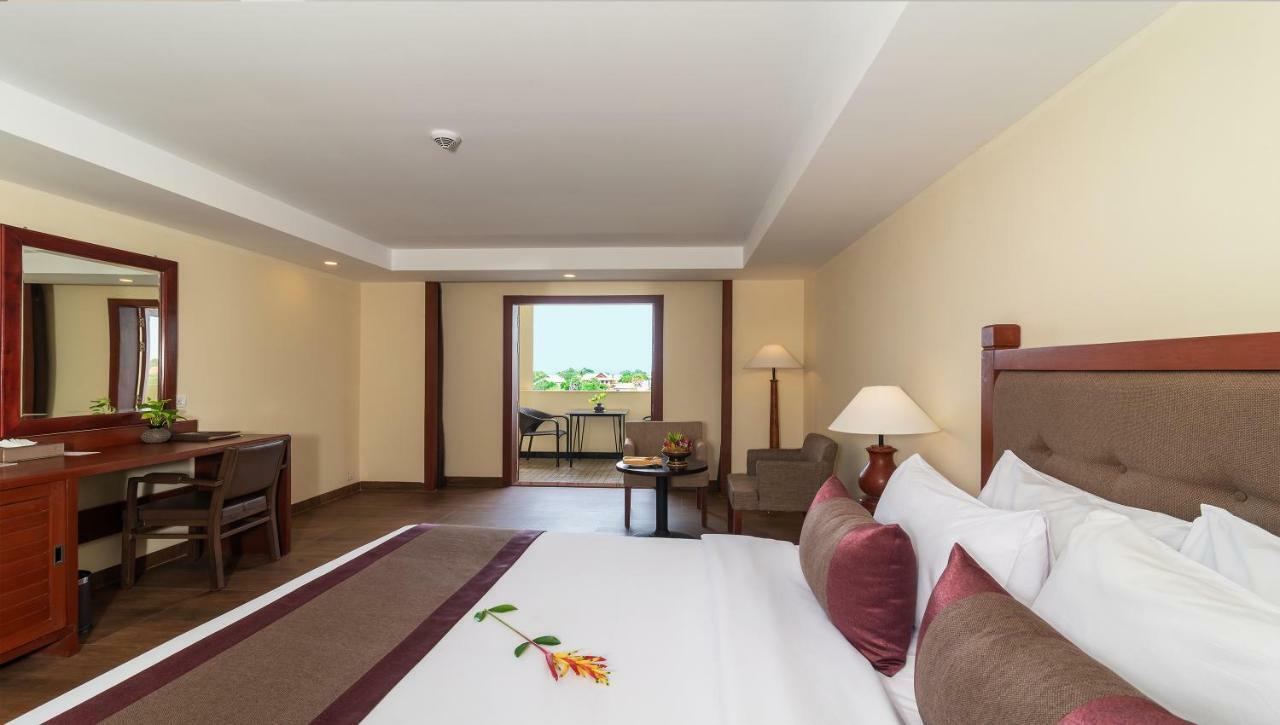 Deluxe Double Room,911860852:JPEG