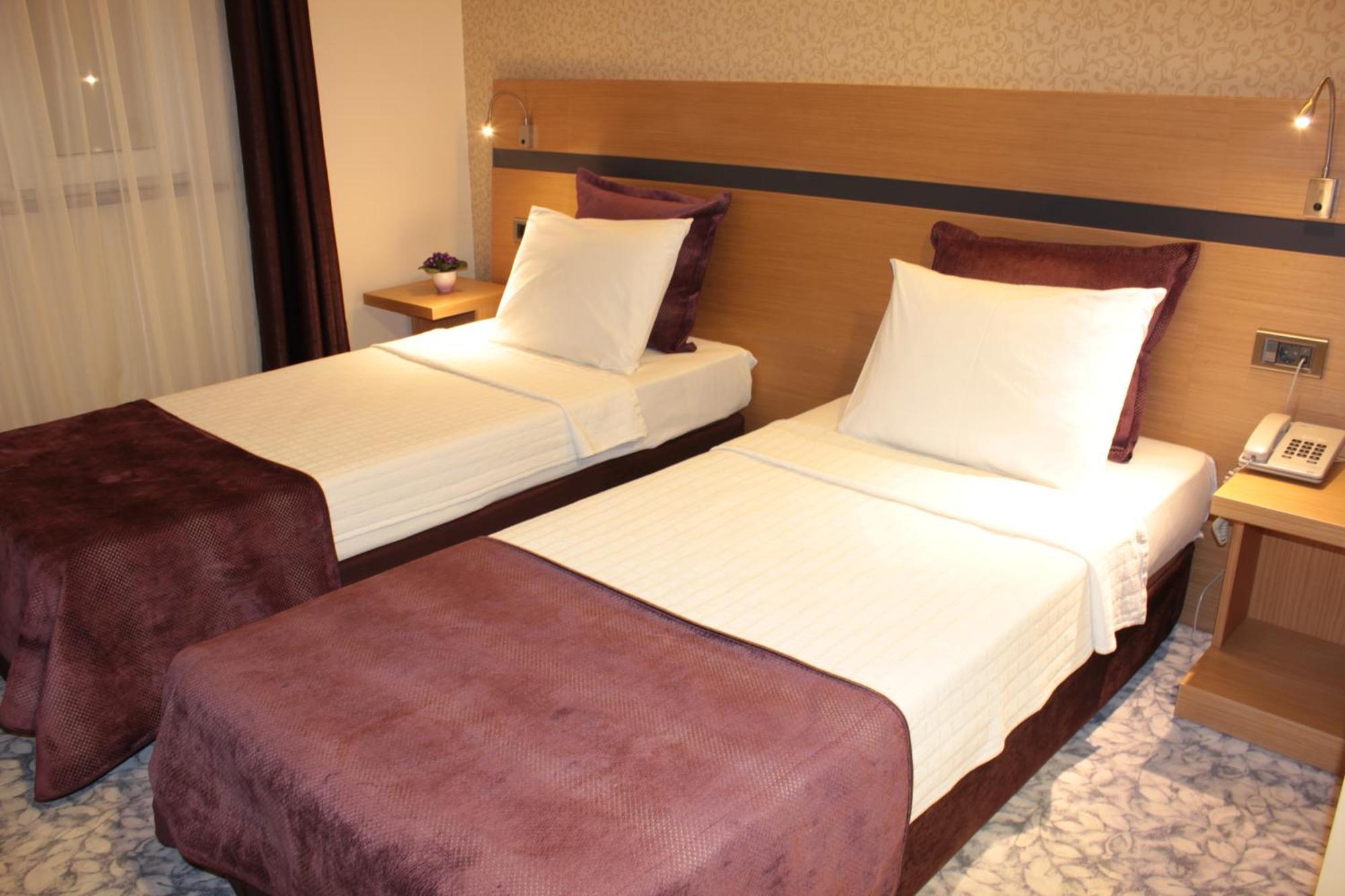 Standard Twin Room,923427421:JPEG