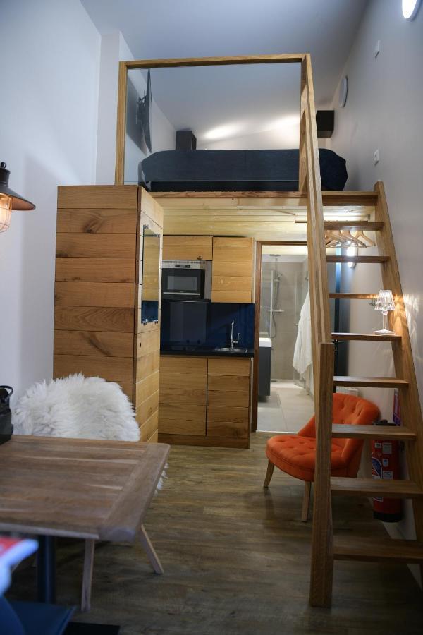Studio Mezzanine,934178473:JPEG