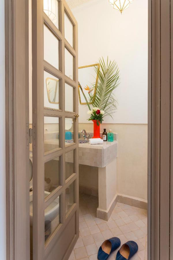 Deluxe Double Room Shower,950648347:JPEG