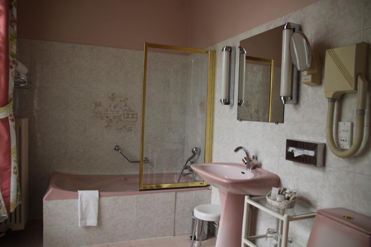 Classic Double Room Spa Bath,965023117:JPEG