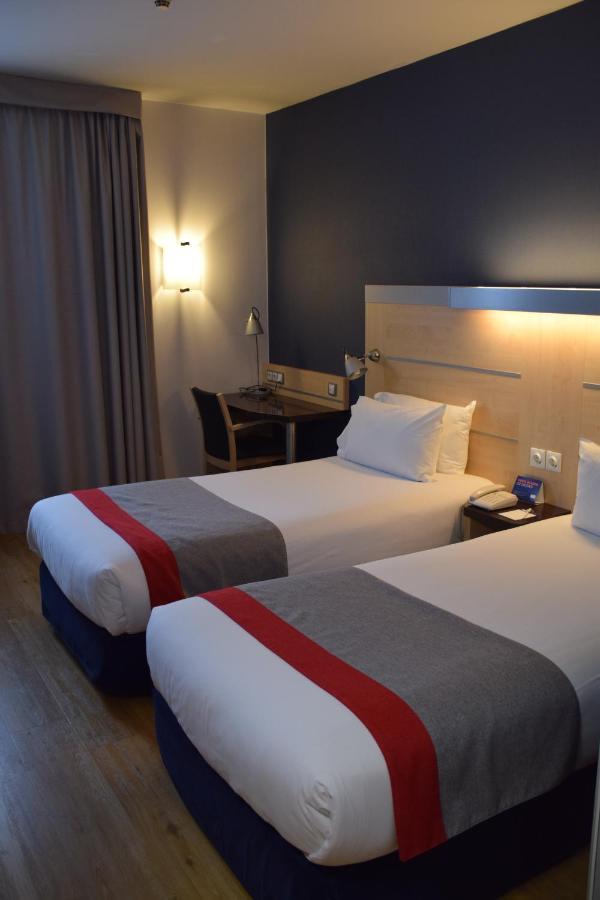 Standard Twin Room,974849167:JPEG