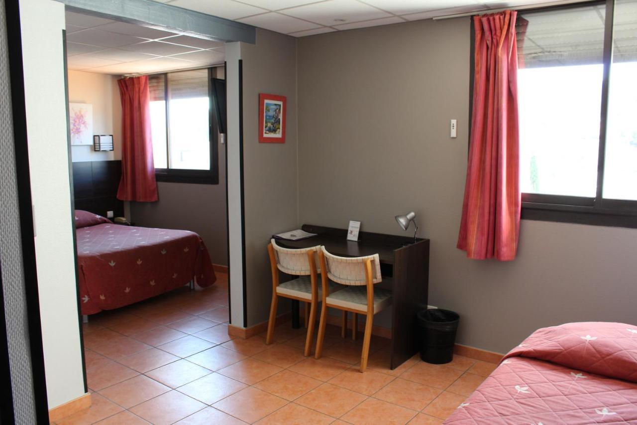 Triple Room,405414120:JPEG
