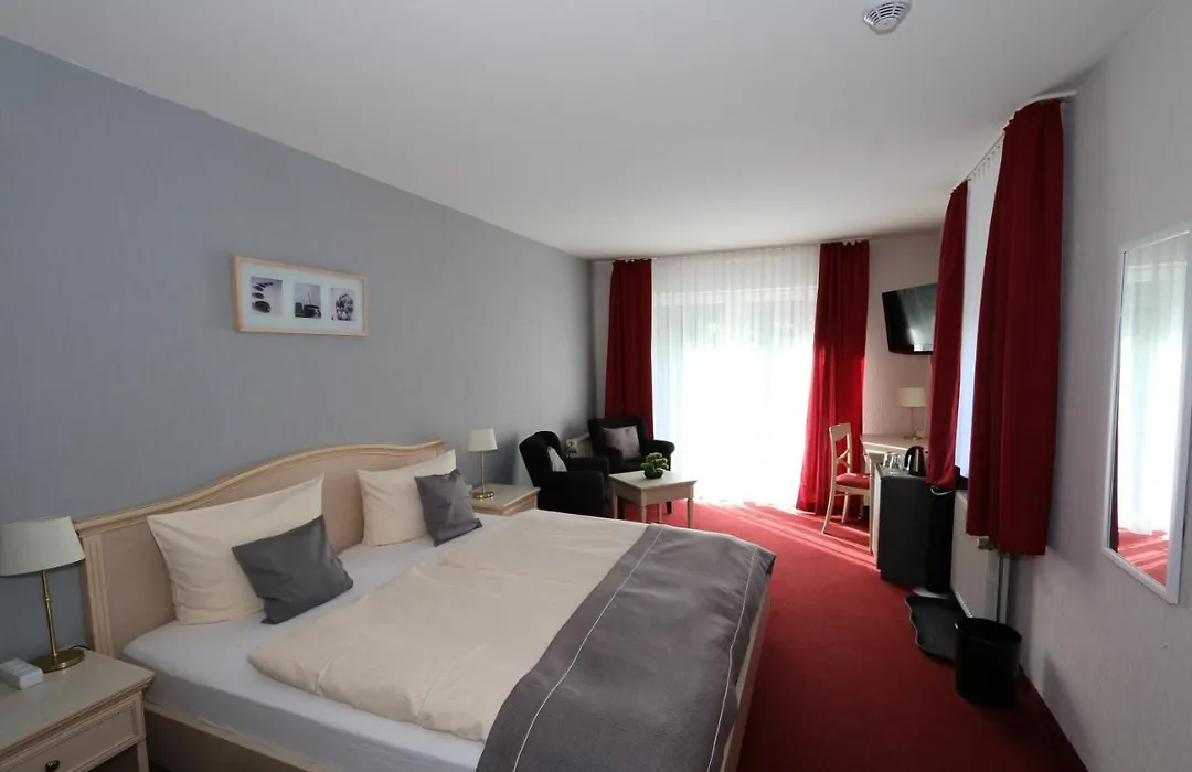 Hotel Ännchen-1