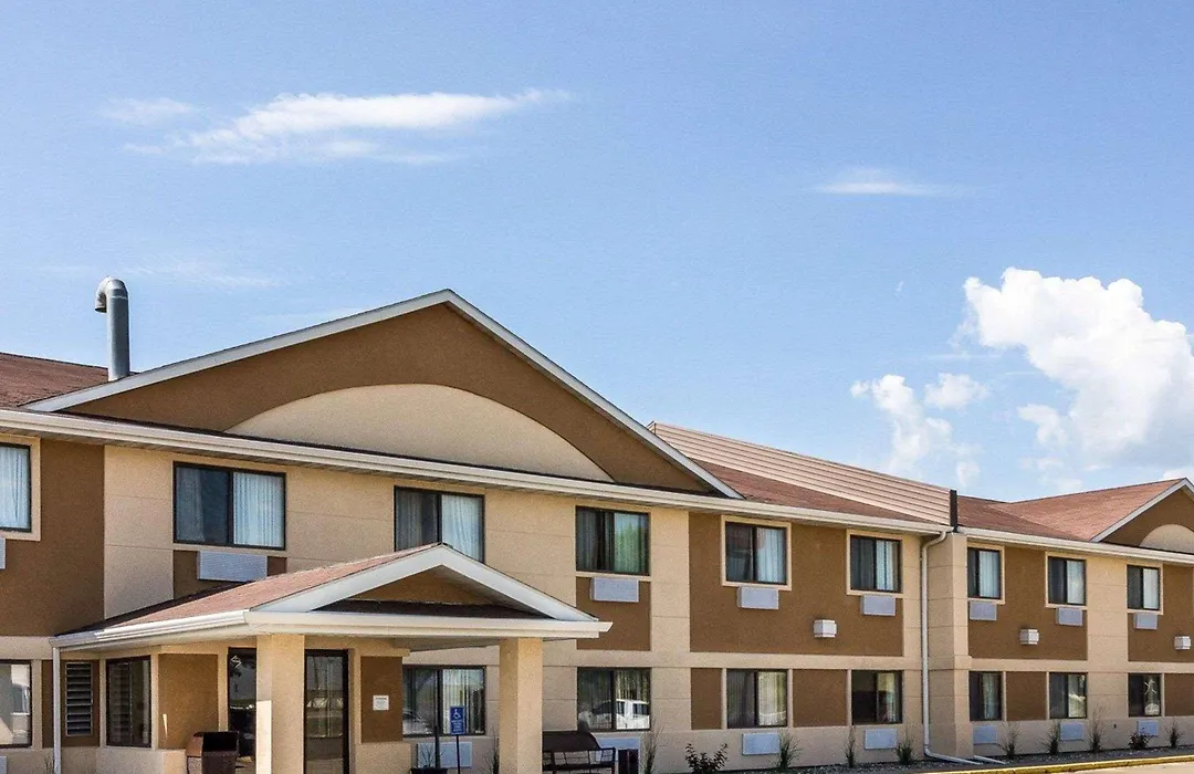 Travelodge By Wyndham Fargo-1