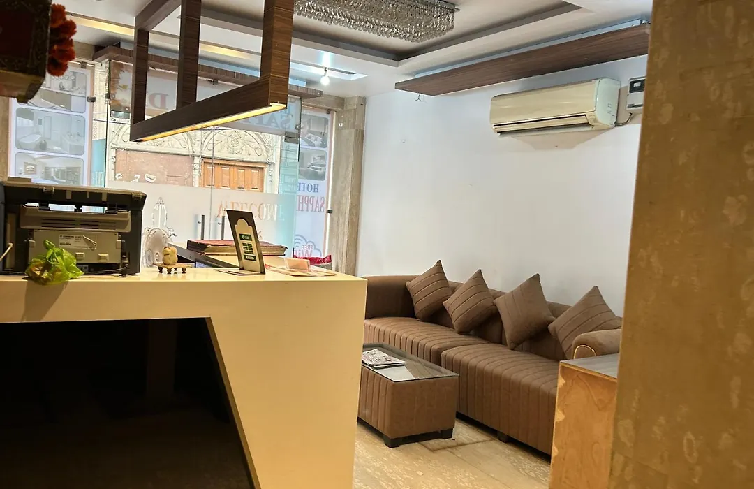 Hotel Plaza Saphire At New Delhi Railway Station-1