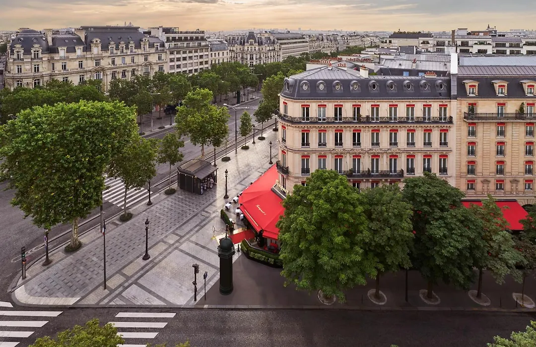 Hôtel Barrière Fouquet's Paris-1
