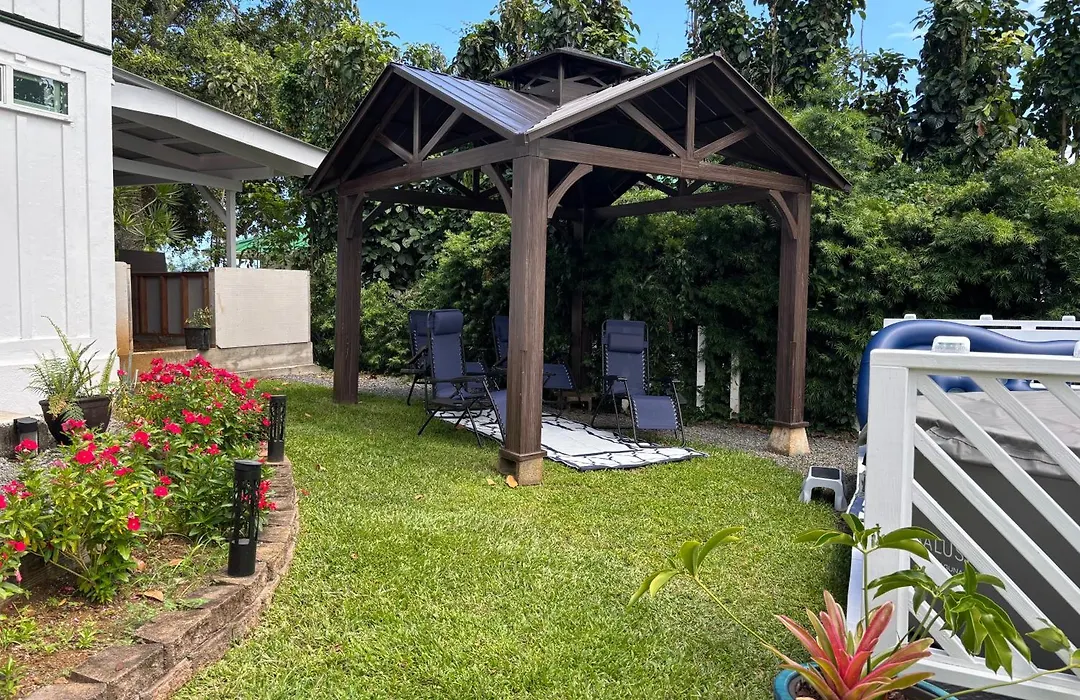 Hilo Bay Oceanfront Bed And Breakfast-1