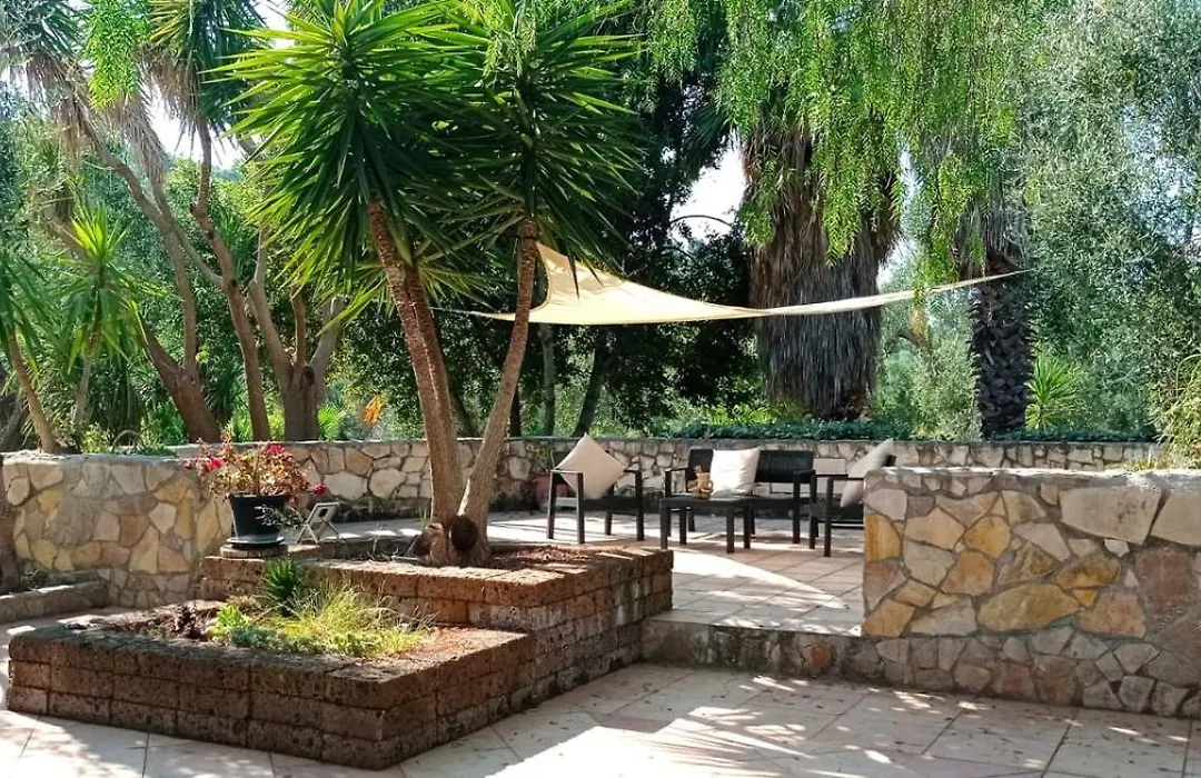 Casa Masseria Le Ville-1