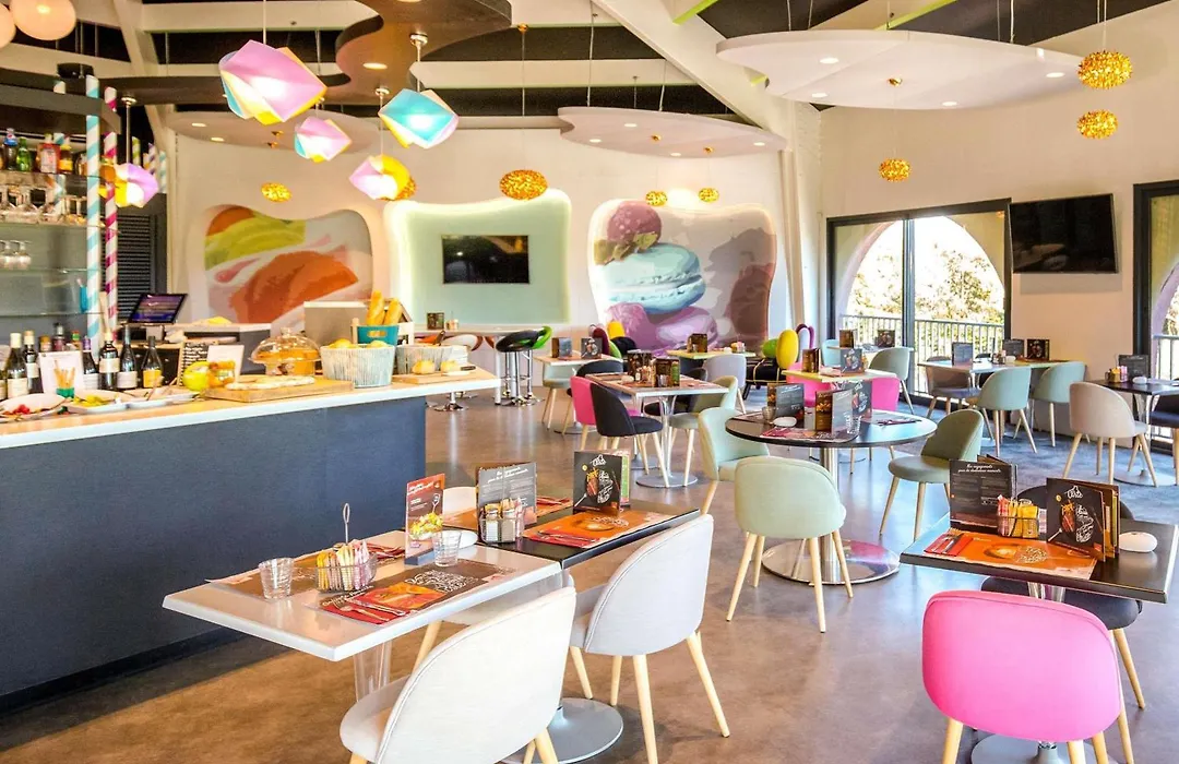ibis Styles Fréjus St Raphael-1